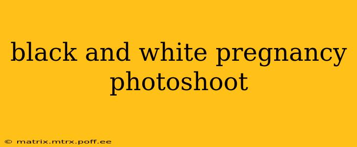 black and white pregnancy photoshoot